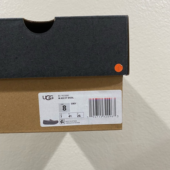 NEW! UGG Ascot Wool Men's Slipper - Picture 8 of 8